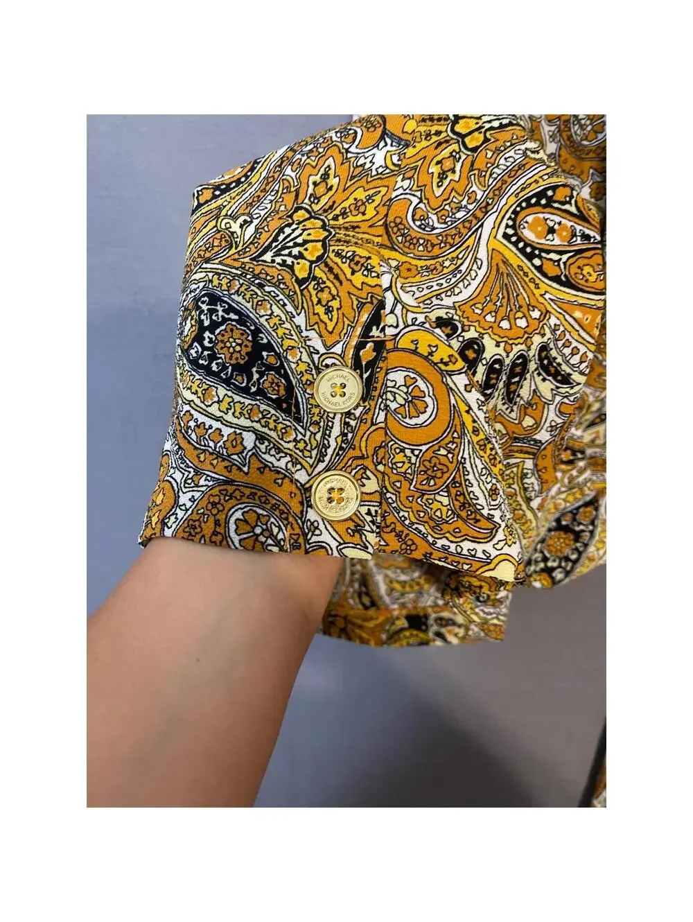 Michael Kors Multicolor Capri Pants SZ L elastic waist band